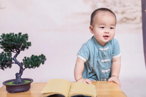 东明怀孕初期感觉嗓子眼堵